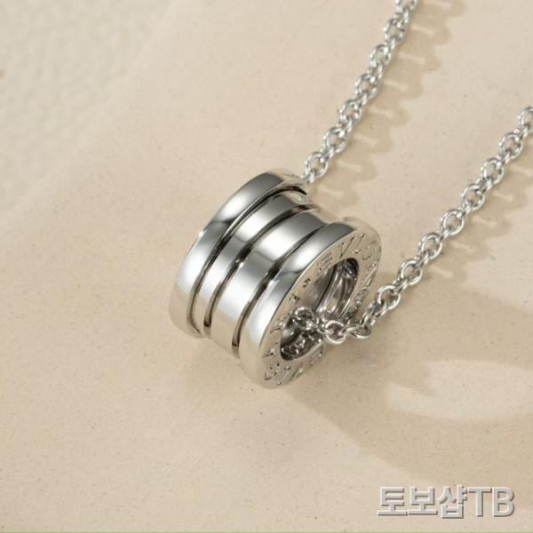 9804d58d905a8d193c71beaa92b4b2f5_1782008699_0124.jpg
